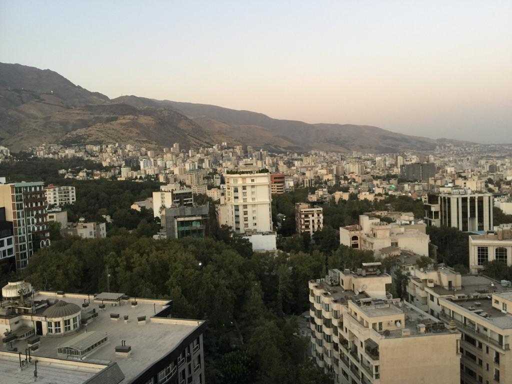 بوکان ۲۱۲ متر تراس قابل چیدمان 